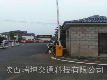 停車場(chǎng)安全設(shè)施